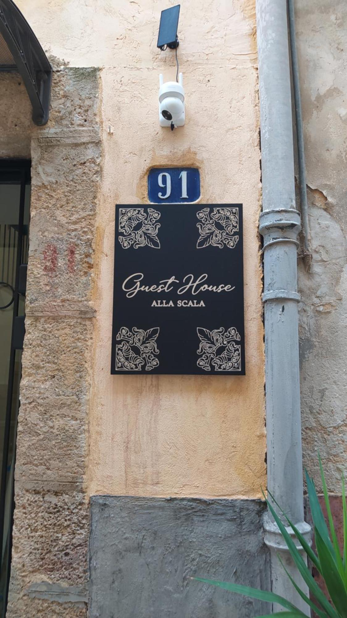 Guest House Alla Scala Caltagirone Exterior foto
