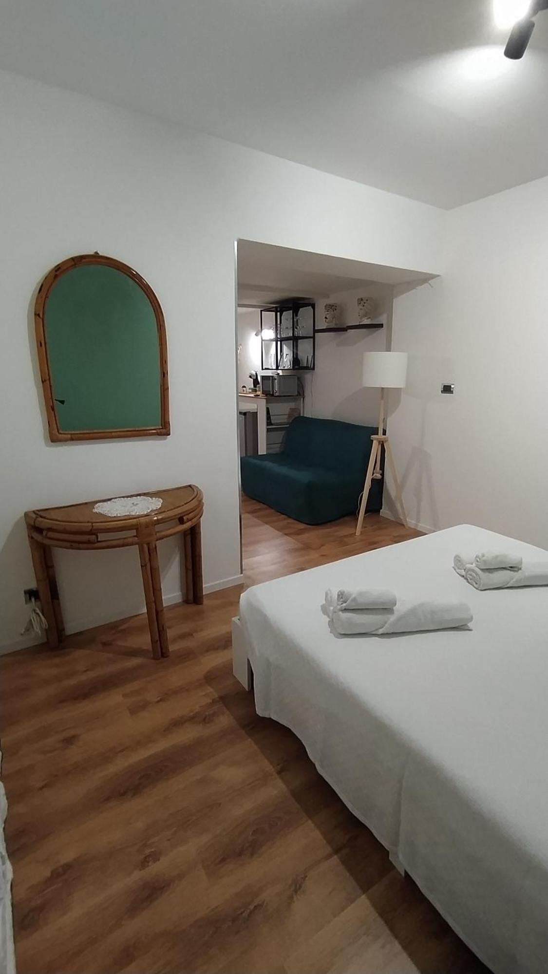 Guest House Alla Scala Caltagirone Exterior foto